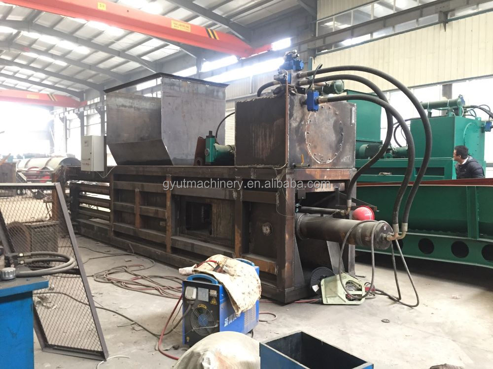 Alfalfa Baler Machine For Farm Air-cooling Baling Packing Compress Machine