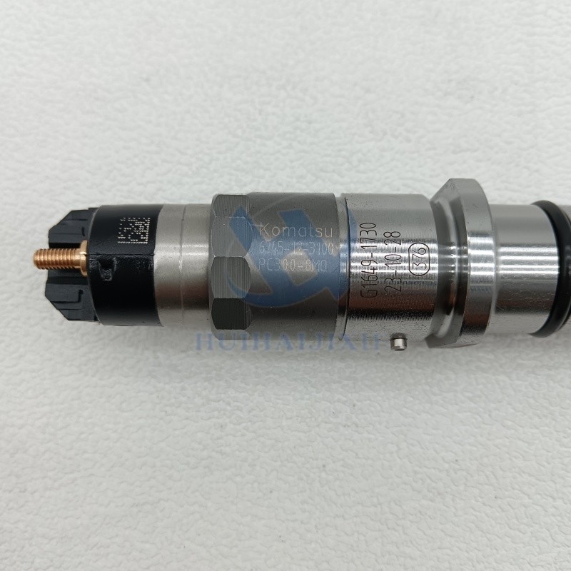 Fuel Injector 6745-11-3102 6745113102 For Komatsu Engine SAA6D114E-3 Excavator PC300-8 PC350-8