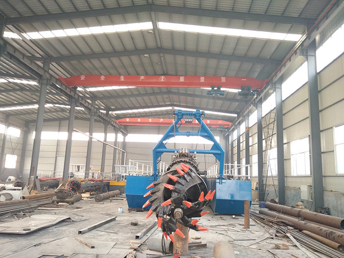 YSCSD400 Model Sand Dredging Boat To Clean Up Silt In Rivers Suction Dredger Ship 24kw