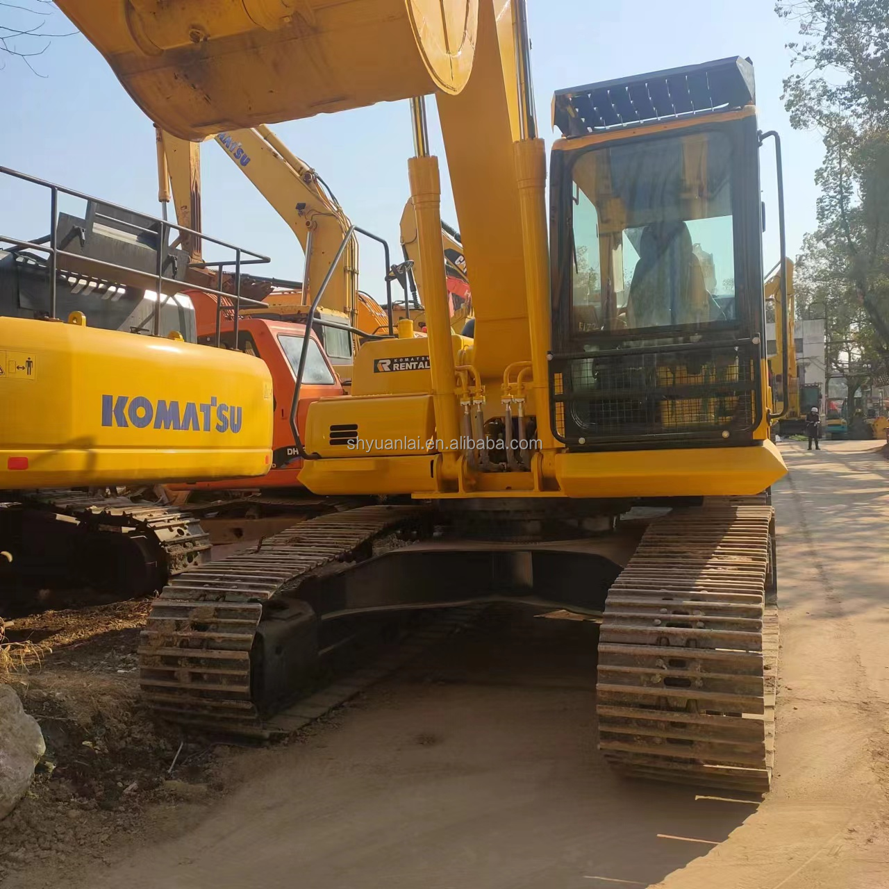 Imported Japan Used Crawler Excavator Komatsu PC200-8 with Original Hydraulic Cylinder