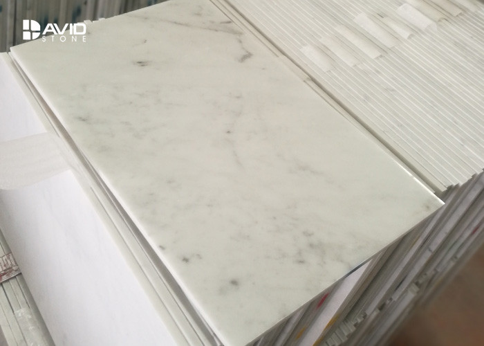 High Gloss Carrara Marble Stone Tile For Decorative Internal Wall Customized
