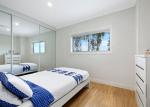 Light Prefab Steel House Good Earthquake Proof Prefab Metal Buildings