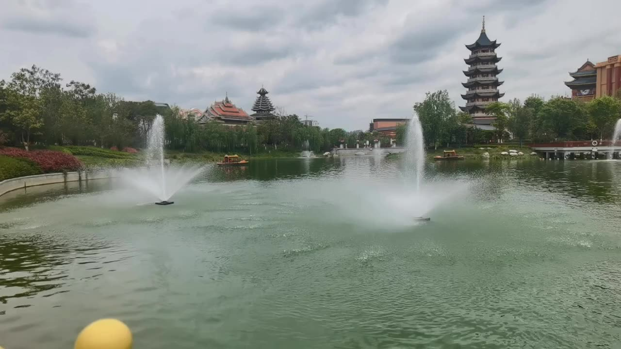Park Moving Floating Portable Fountain Multicolored Stainless
