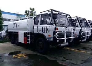Quality 6 X 6 Diesel Refueling Truck , 10CBM 12CBM Fuel Transport Trucks Customized Painting wholesale