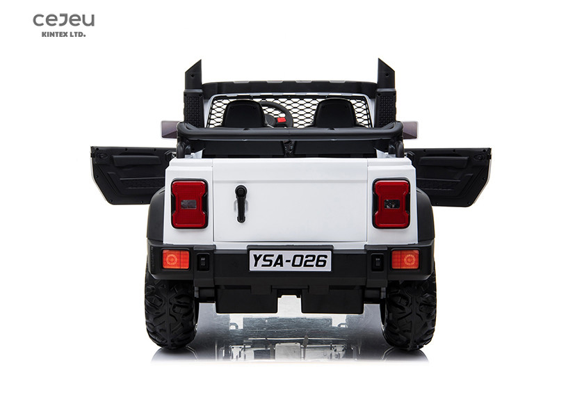 LED Blue Kids Electric UTV Black Mp3 UTV For 8 Year Old 2.4G RC