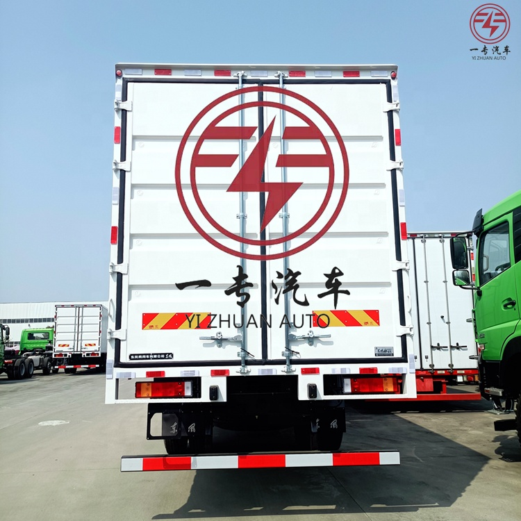 4.2-5.3m Cargo Tank Length Diesel Fuel Type Cargo Truck for Commercial Materials Transport