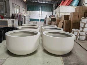 Quality Large Tall Fiberglass Planter Pots For Outdoor Garden Decoration wholesale