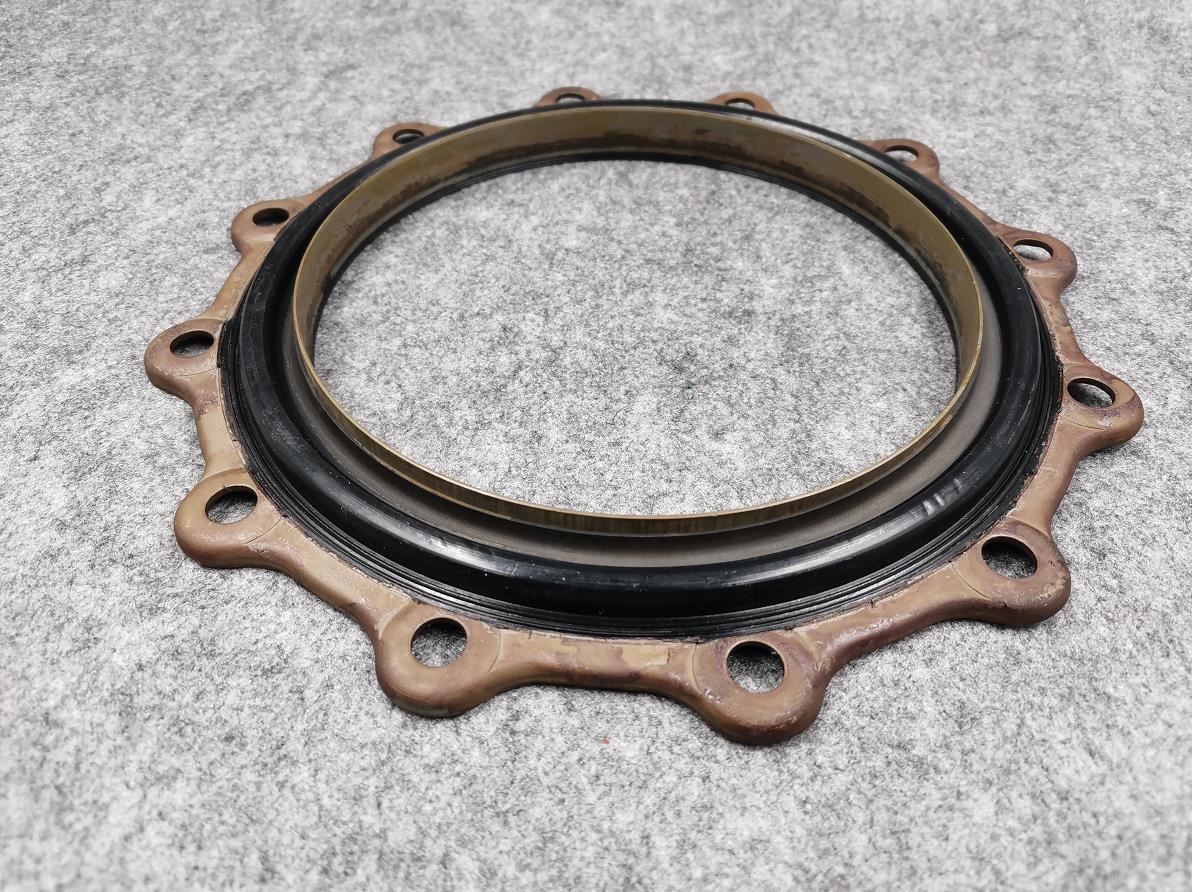 ISO9001 Certified 4923644 Cumminss M11 Series Engine Crankshaft Rear Oil Seal Standard Size Guaranteed Durable Design