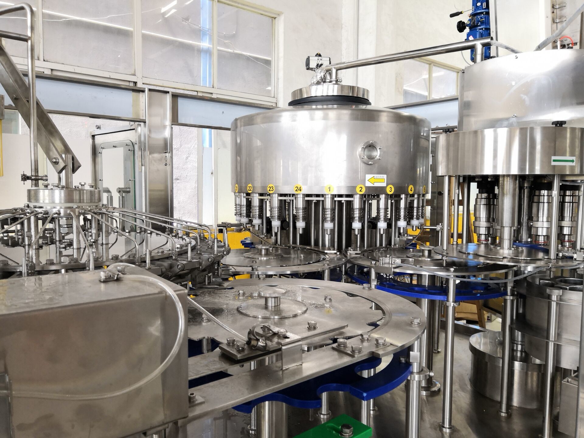 Automatic Fruit Juice Filling Machine , Beverage PET Bottle Filling Machine