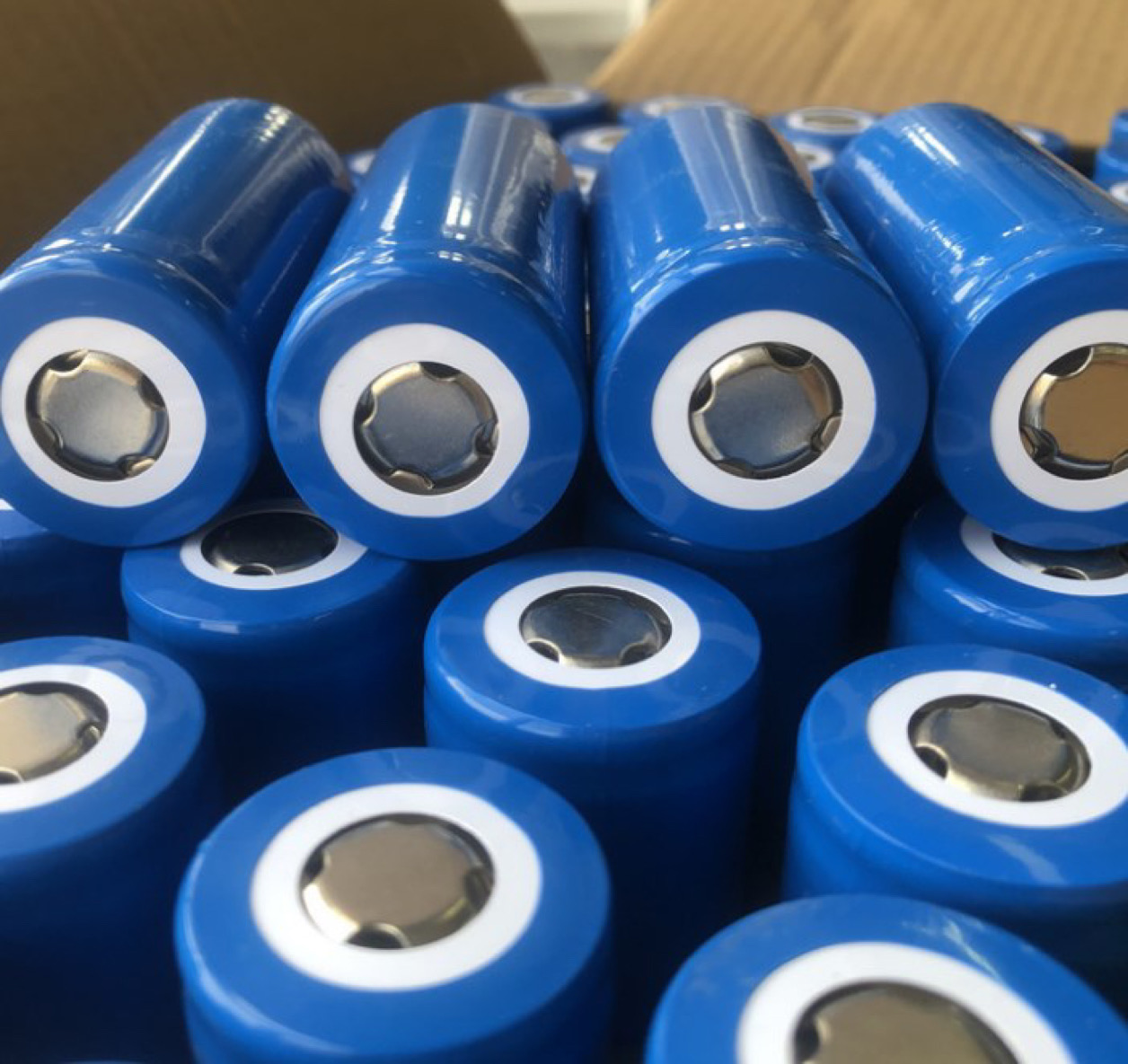 32700 Lifepo4 3.2V 6000mAh Rechargeable Battery For Electric Products