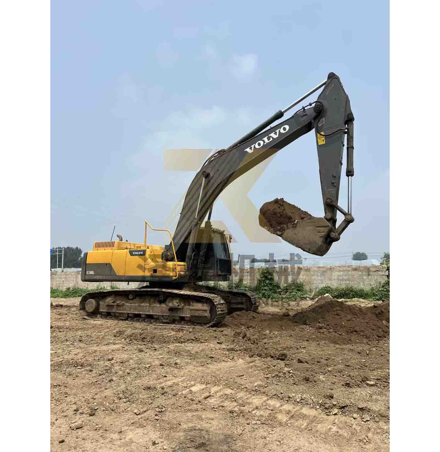 2020 Used Volvo EC300DL Crawler Excavator with Japanese Engine