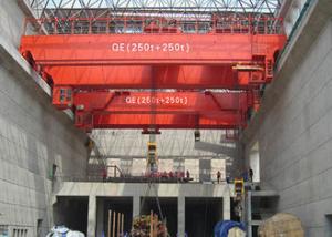 Quality Strong Electric Double Girder Overhead Crane QD Type 5~500T Independent Hydraulic Brake wholesale