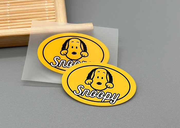 Custom 3.5cm 3 Colors Silicone Heat Transfer Labels For Clothing