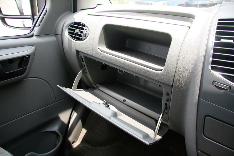 4 Doors Electric Cargo Vans Auto 110km/H 288km For Transportation