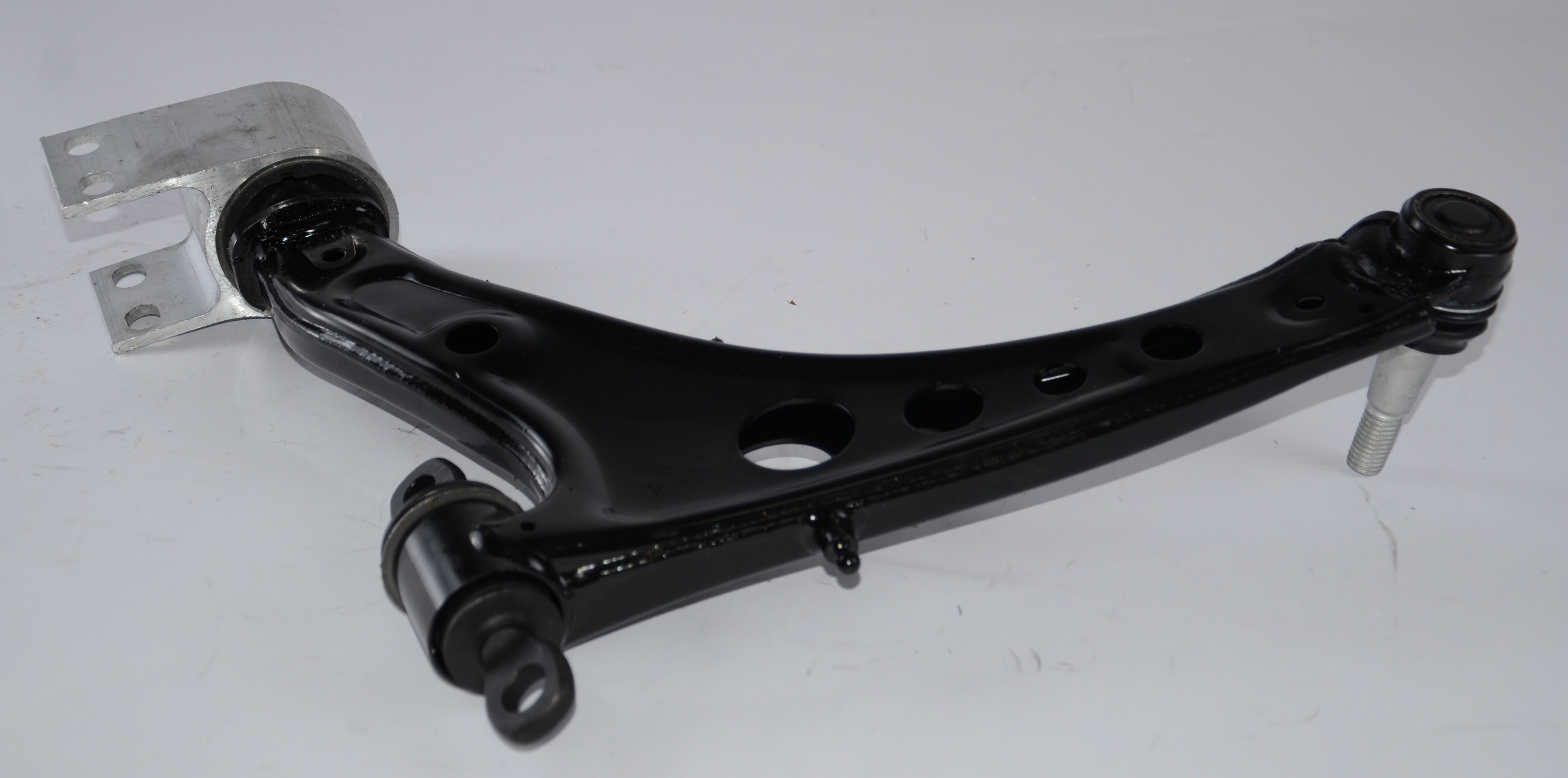 Left Front Lower Control Arm for Chevrolet Malibu 23421069 OEM Standard 84550244 84664618