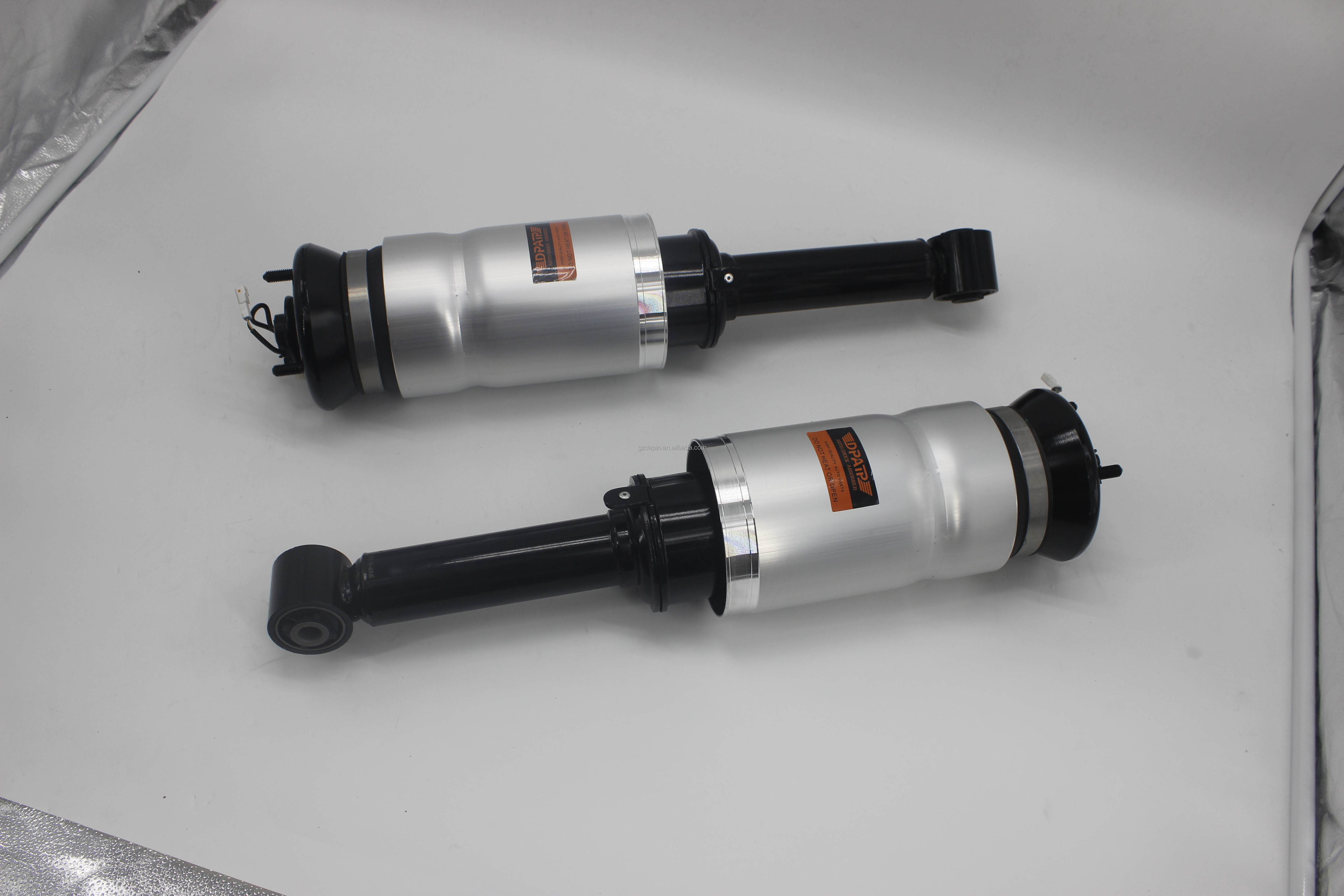LR038096 LR032650 LR014195 Rear Air Suspension Spring Strut Shock Absorber for DISCOVERY IV L319