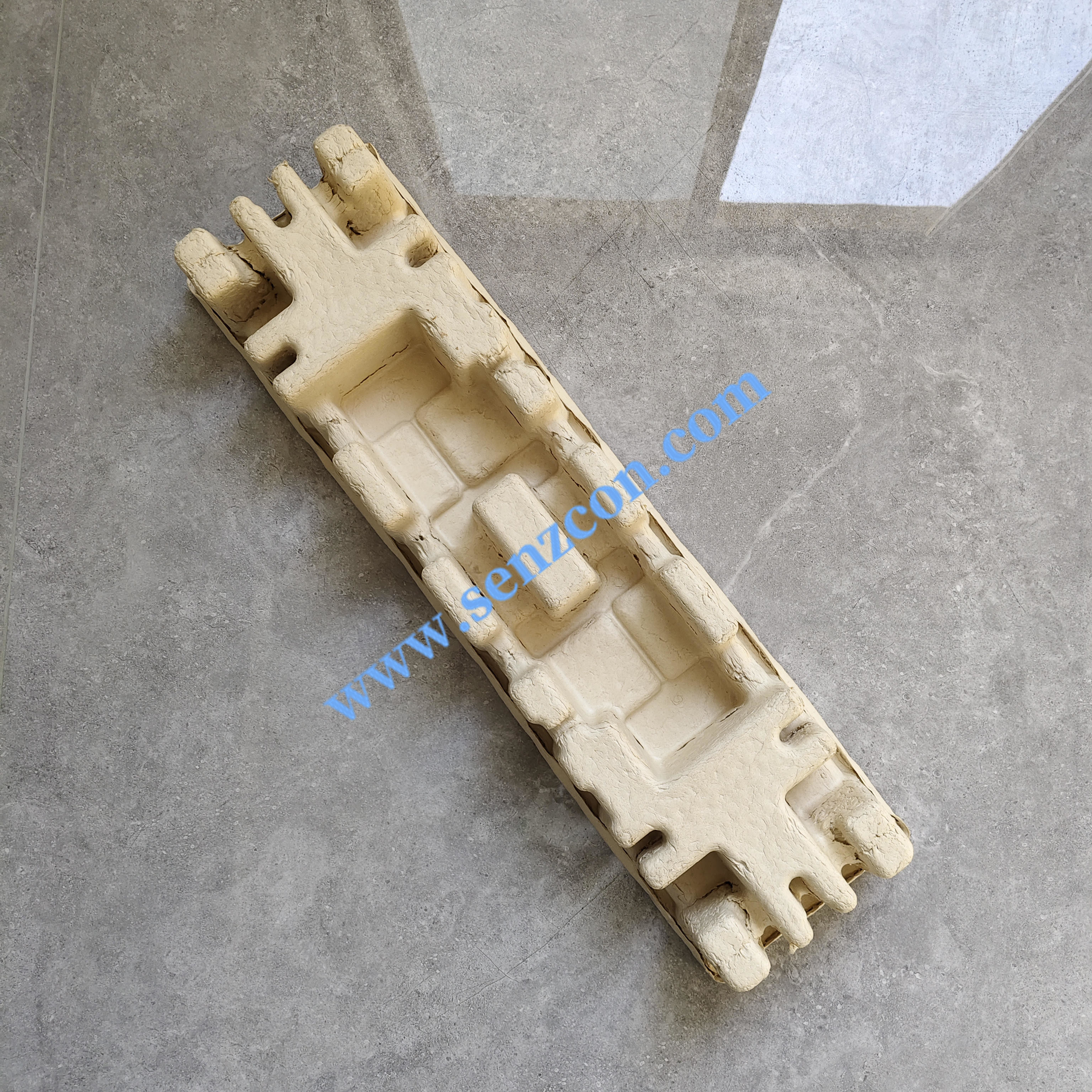 Direct factory supply for customized corrugated pulp molded packaging linings for electric heaters, which are shockproof and drop-resistant.