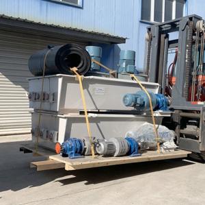Quality 6000mm Wood Pellet Three Shaft Screw Inclined Belt Conveyor For Wood Chips wholesale