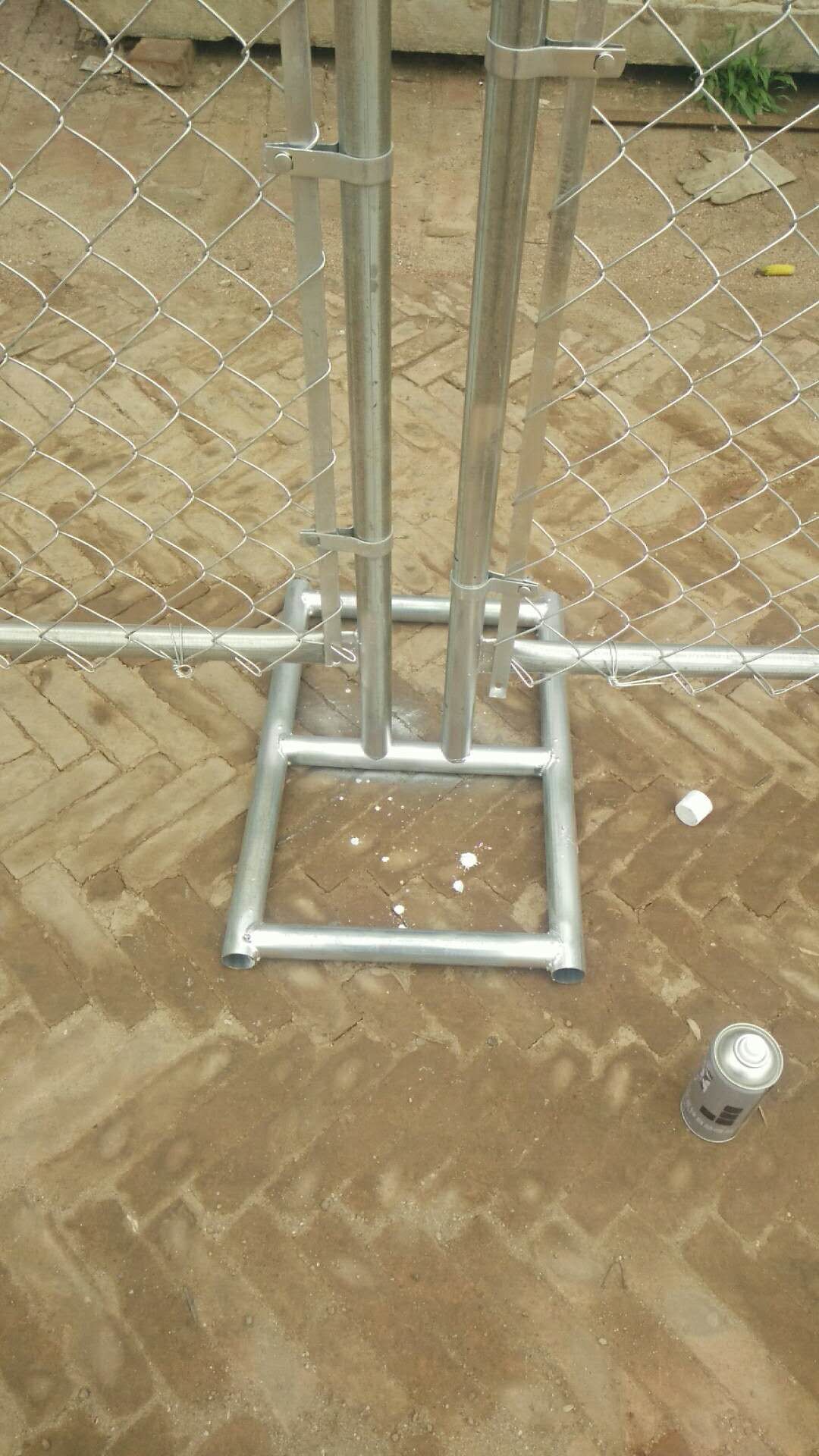 ISO Hot Dip Galvanized 10ft Width Temporary Security Fencing For Sports Field