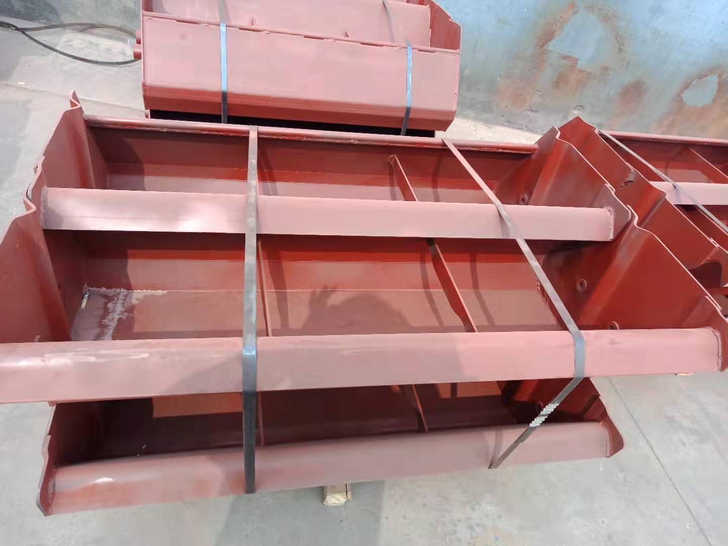 Expert Pile Rack Steel Structure Frame Welding Parts Pipe Sheet Metal Welding Service