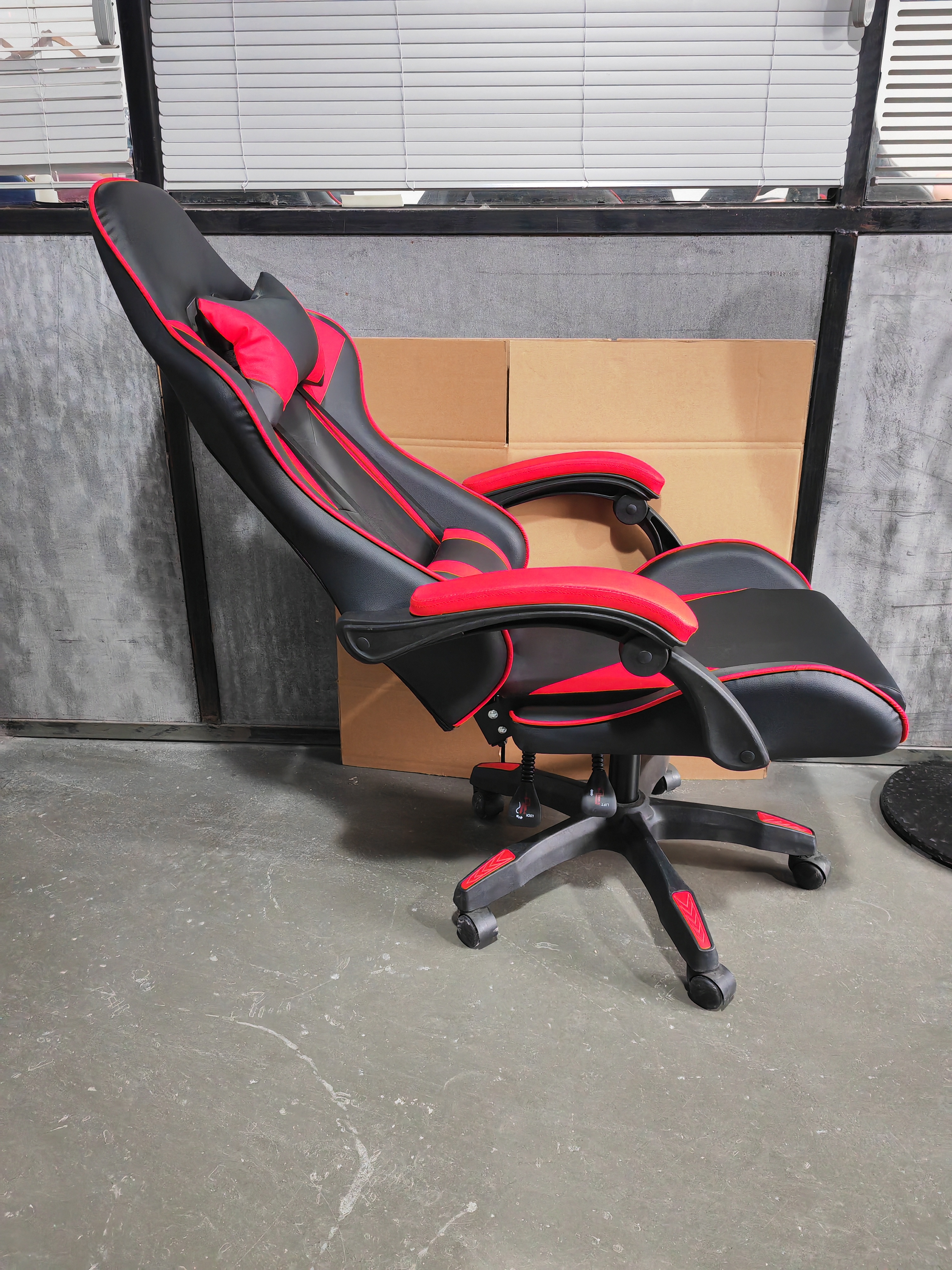 Home Office Furniture Ergonomic Computer Gaming Chair Adjustable Height Racing Chair