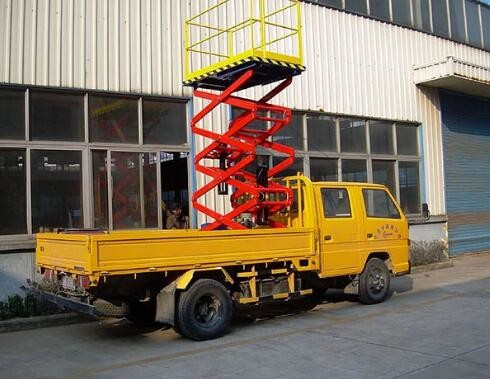 6M 450kg Portable Pneumatic Truck Mounted Scissor Lift