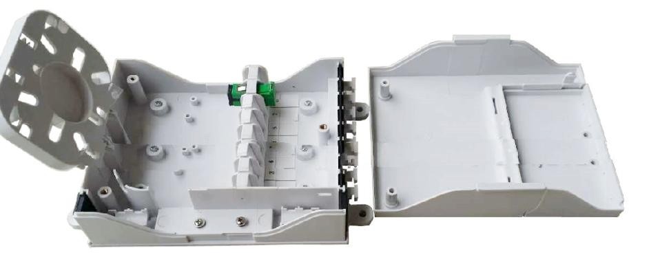 4 Fiber Optic Termination Box 1X8 PLC And 8 Coupler SC/APC Shutter Type