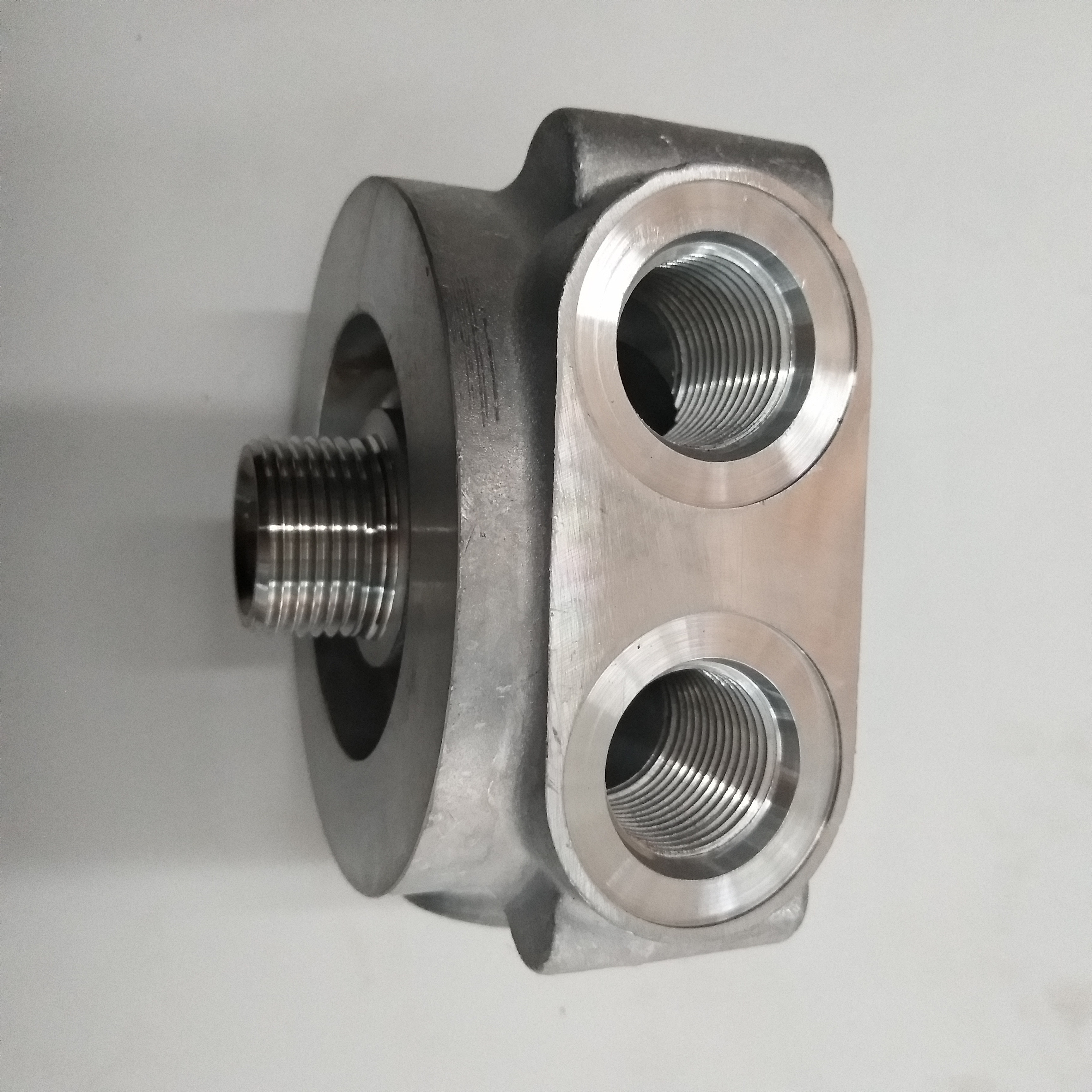 ISF3.8 Oil Filter Head , 5308354 Cummins Diesel Engine Parts