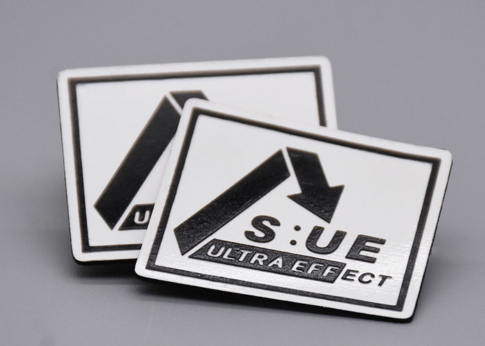 Custom Silicone Black Logo Screen Printed Labels For Clothing