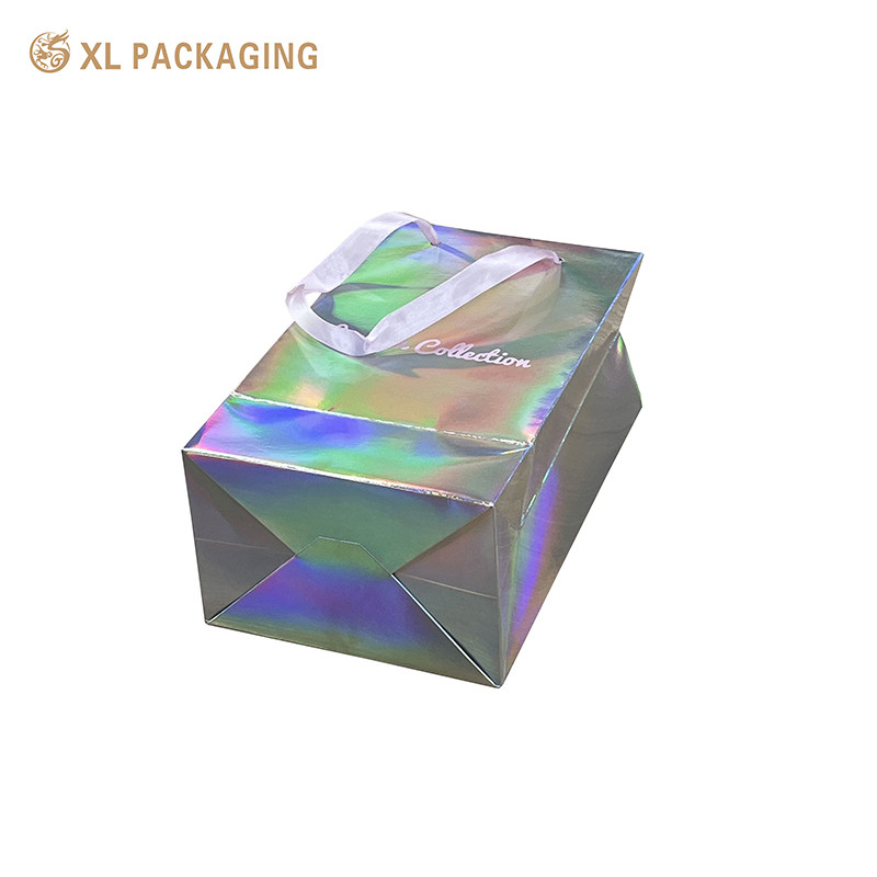 XL Packaging Personalized Paper Gift Bags With Handles Custom Shiny Shopping Tote Bags Foil Stamping Custom Logo Gloss Lamination Stylish Packaging