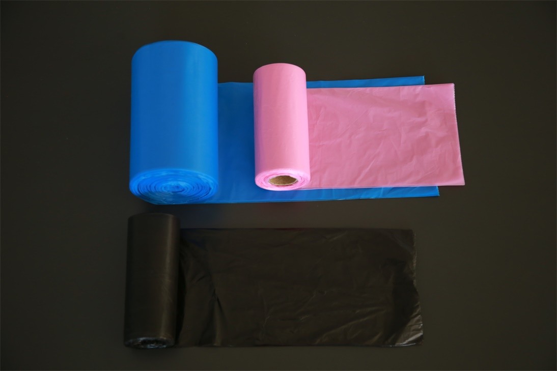 Economy Black HDPE Bin Liners , Clear Garbage Bags Eco Friendly Roll Pack