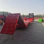 3 Axles Gooseneck Lowboy/Low Bed/Lowbed Utility Flated Heavy Truck Tractor Semi