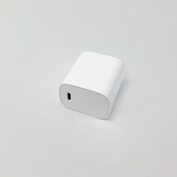 White 2.22A 9V 20W Fast Charger GaN With Over Current Safety Protection