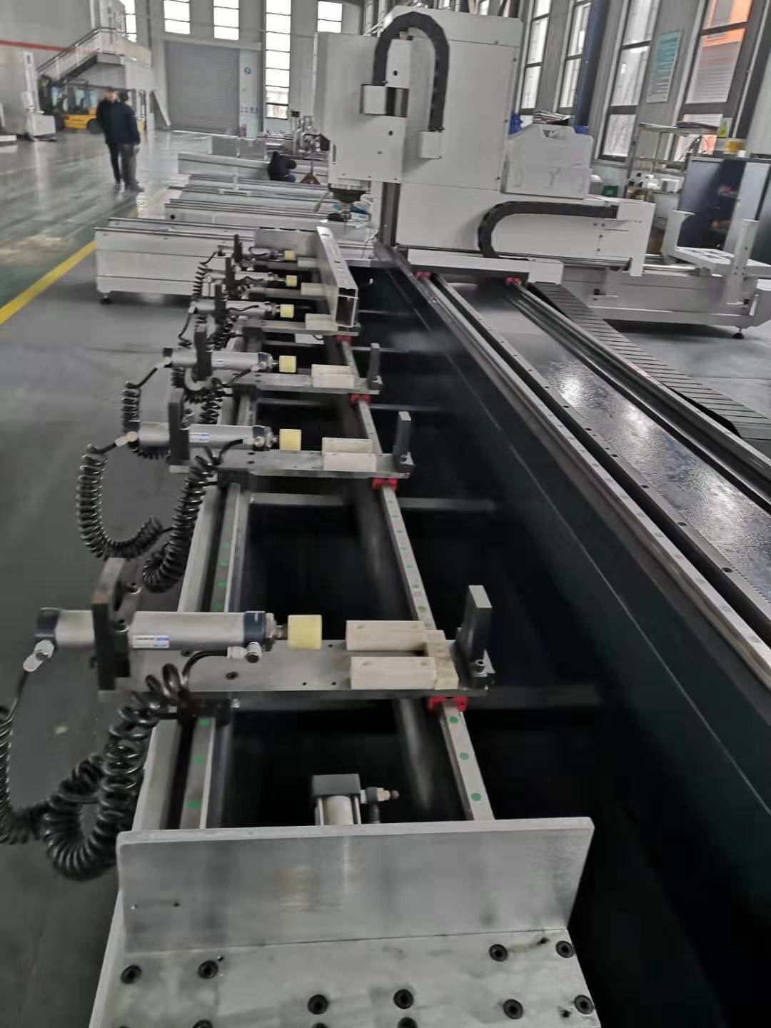 ALUMINIUM MILLING MACHINE DETAILS FROM FACTORY