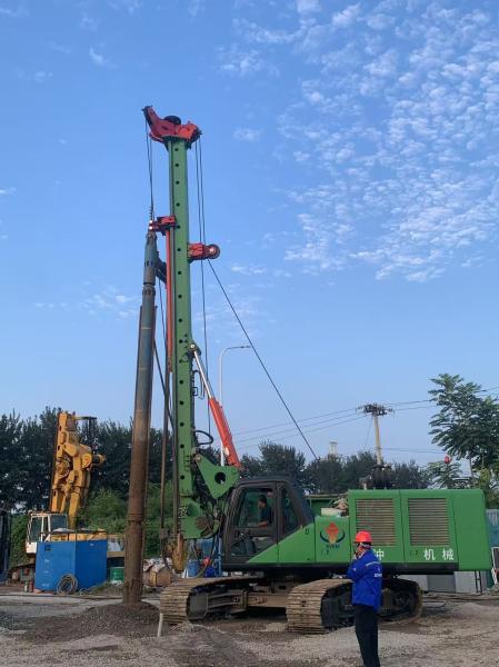 Vibration Frequency 20-50 Hz Vibration Amplitude 0.5-2.5 Mm Vibroflot Equipment