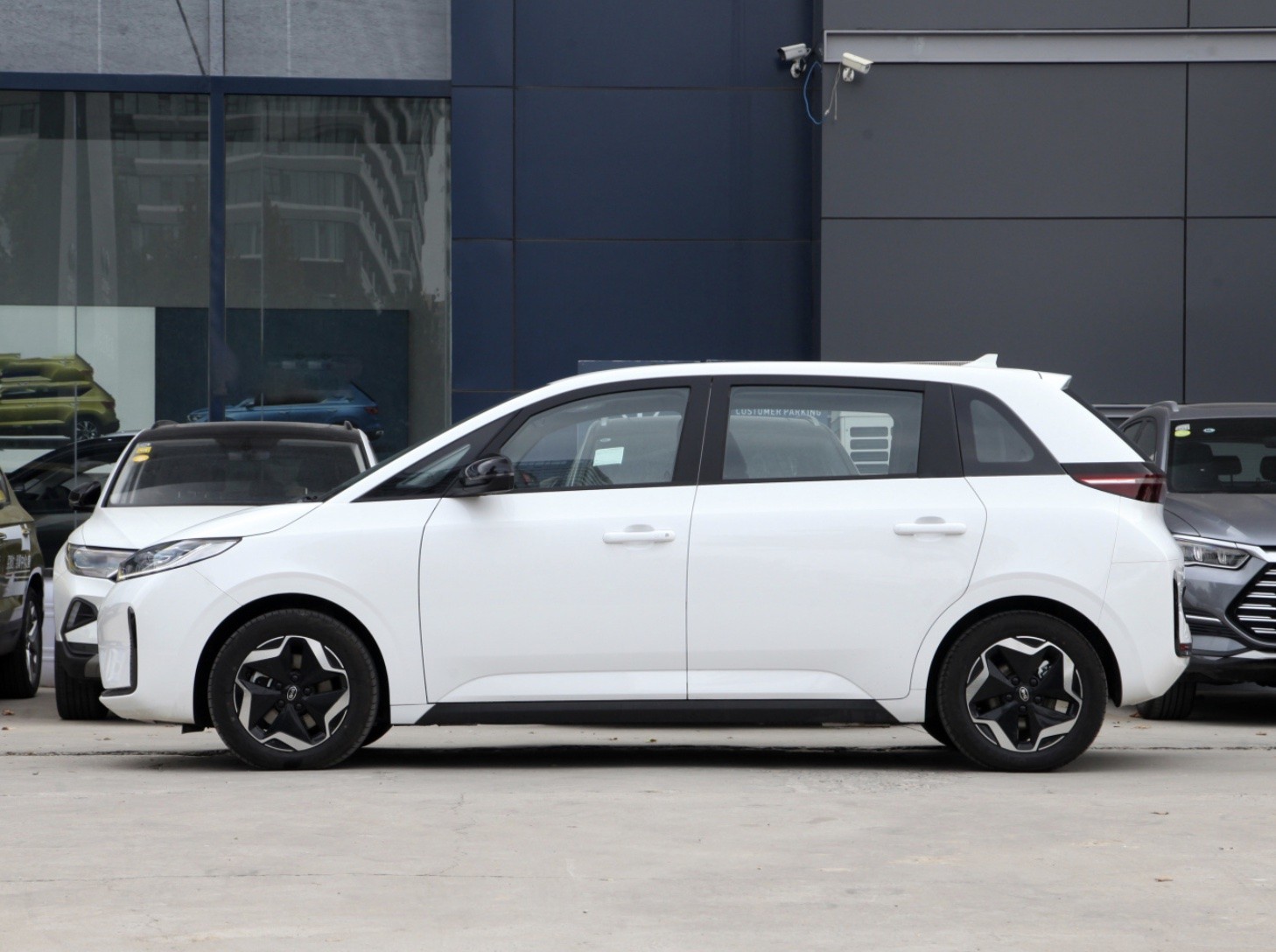 BYD D1 2022 Standard Edition MPV Pure Electric Car 5 Door 5 Seats