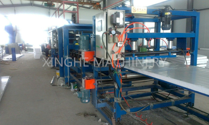Continuous Sandwich Panel Roll Forming Machine For Roof Or Wall Plate Making