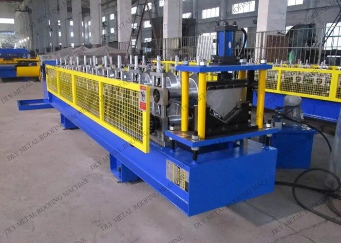 Hydraulic Cutting Cr12 Ridge Cap Machine 10KW Ridge Metal Roof Tile Equipment