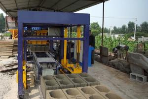 Quality Concrete Cement 720pcs/h QT4-15S Hollow Block Maker Machine wholesale