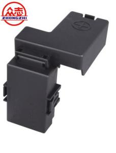Quality Customized Two Ways Automotive Fuse Box PA Material TS16949 Certification wholesale