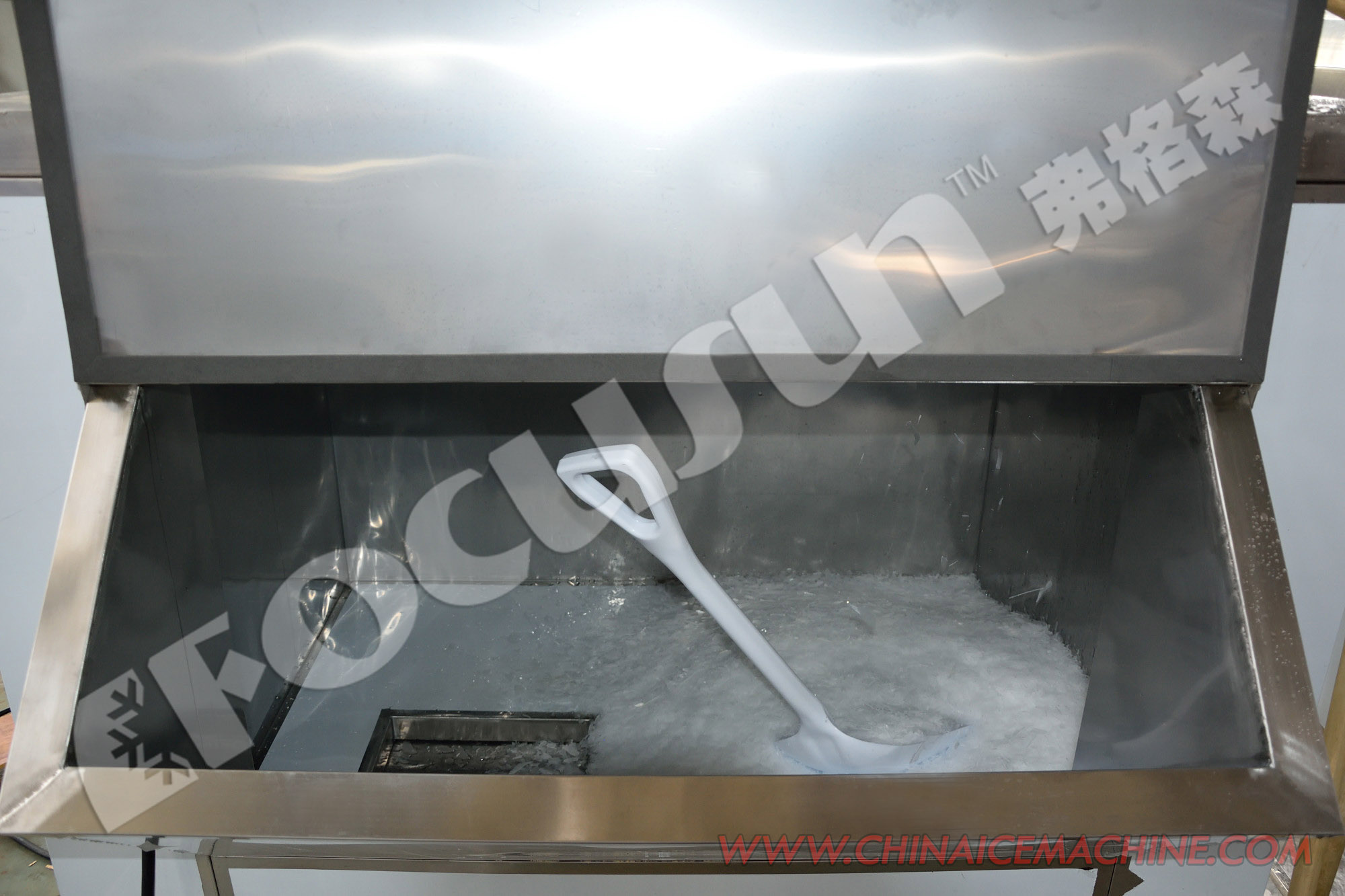 Commerical Type Fresh Water Flake Ice Machine Stainless Steel