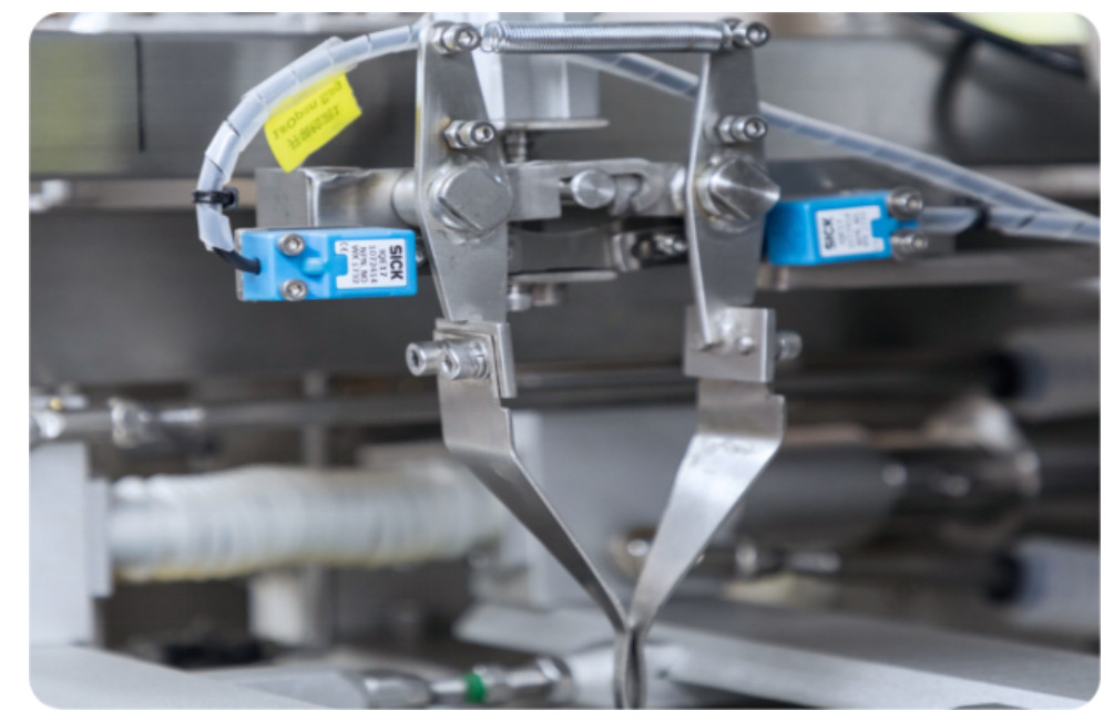 Agricultural Chemical DGD-280AJ Single Heasd Fully Automatic Horizontal Bagging Machine