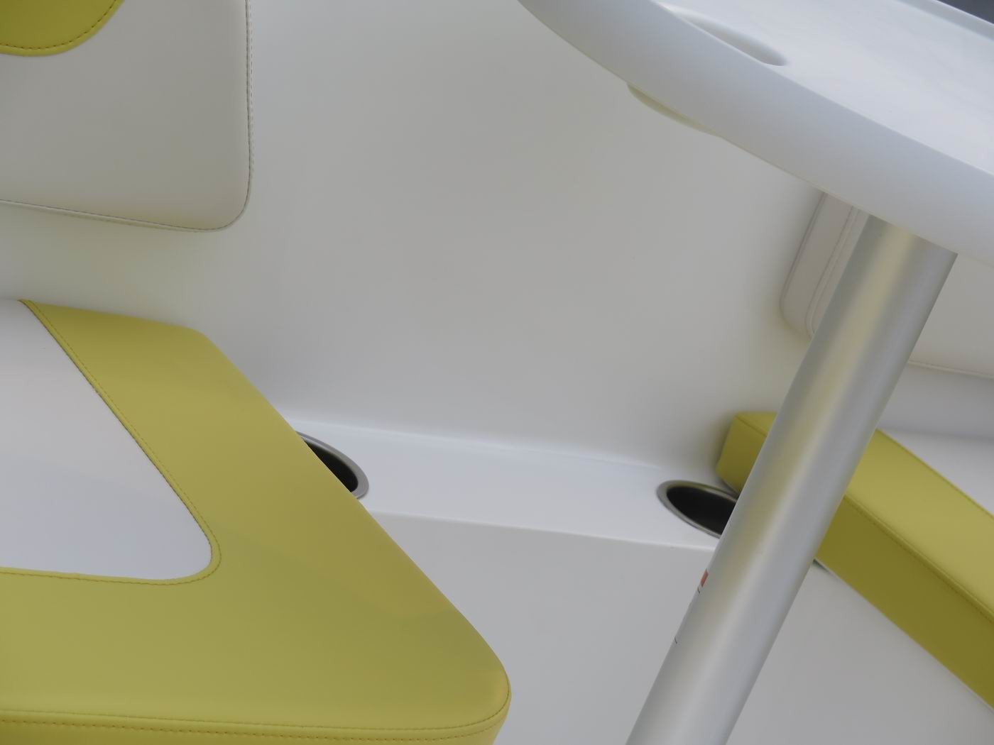 Sport luxury fiberglass Simple Pleasure Yacht 3-8 persons Passenger