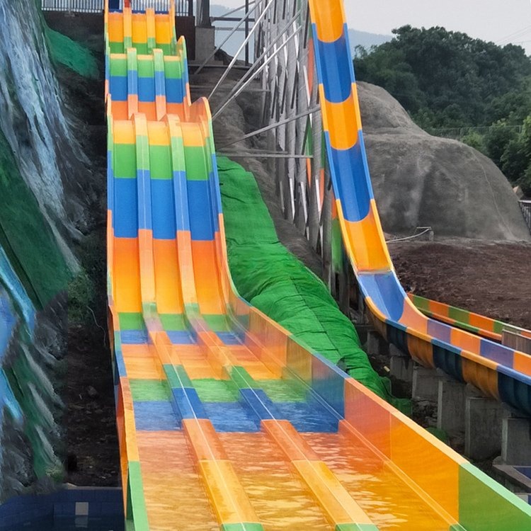 Large Water Theme Park Equipment High Speed Rainbow Water Slide