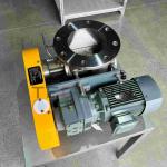 Exposed bearing stainless steel inlet rotary airlock feeding valve