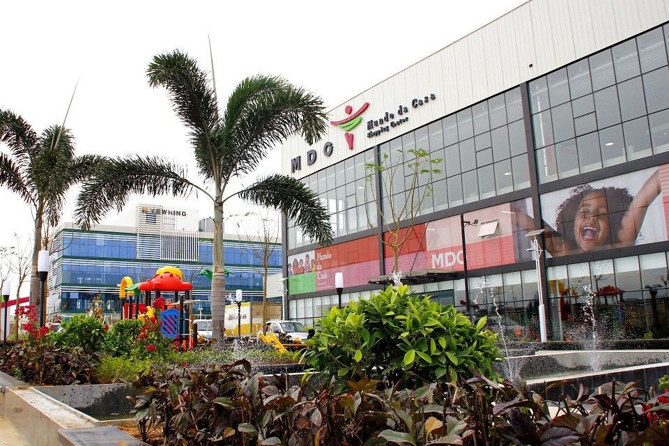 Prefabricated Custom Steel Commercial Buildings For Supermarket Shopping Mall