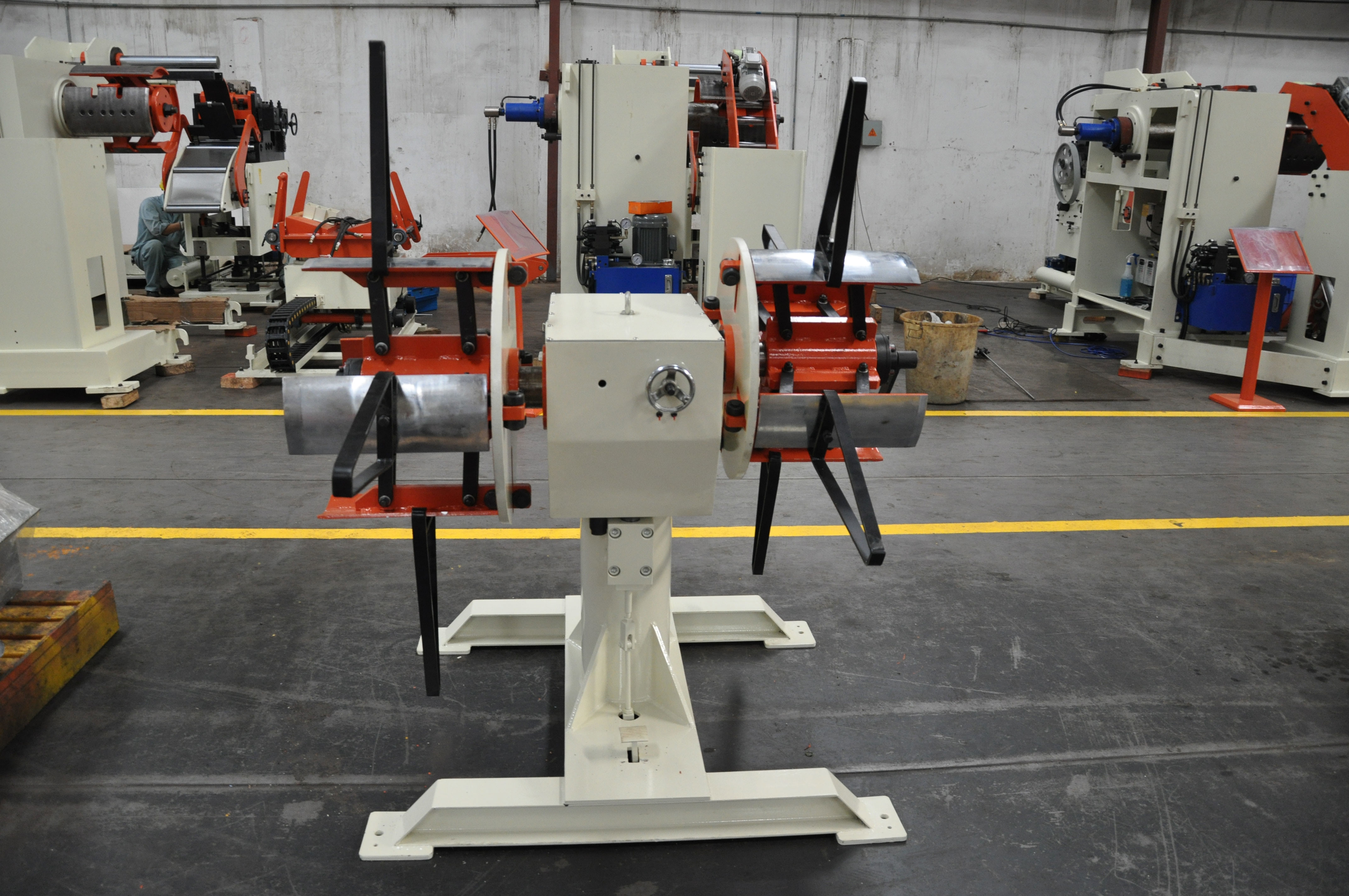 2 Head 300mm Materials 1mm Thickness Steel Coil Uncoiler
