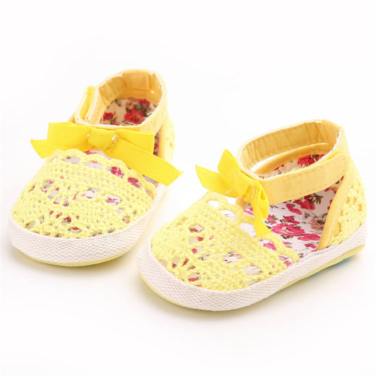 Hot selling China style infant Sandals soft-sole Colorful flower yellow baby girl sandals