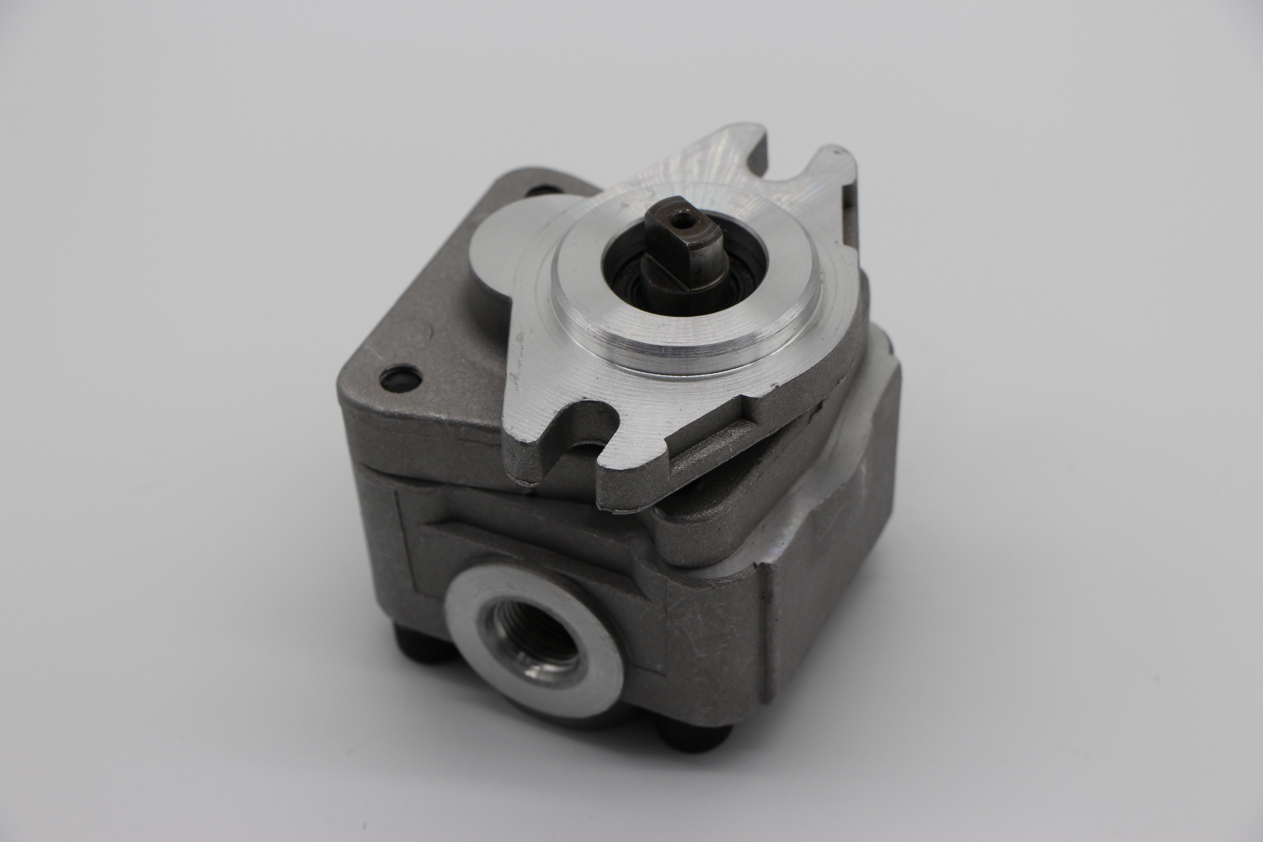Hot sale good quality AP12 gear pump charge pump pilot pump for CAT E320 excavator