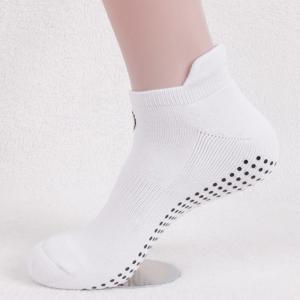 Quality Custom logo, desig white Colour with Anti-Slip Dots socks wholesale